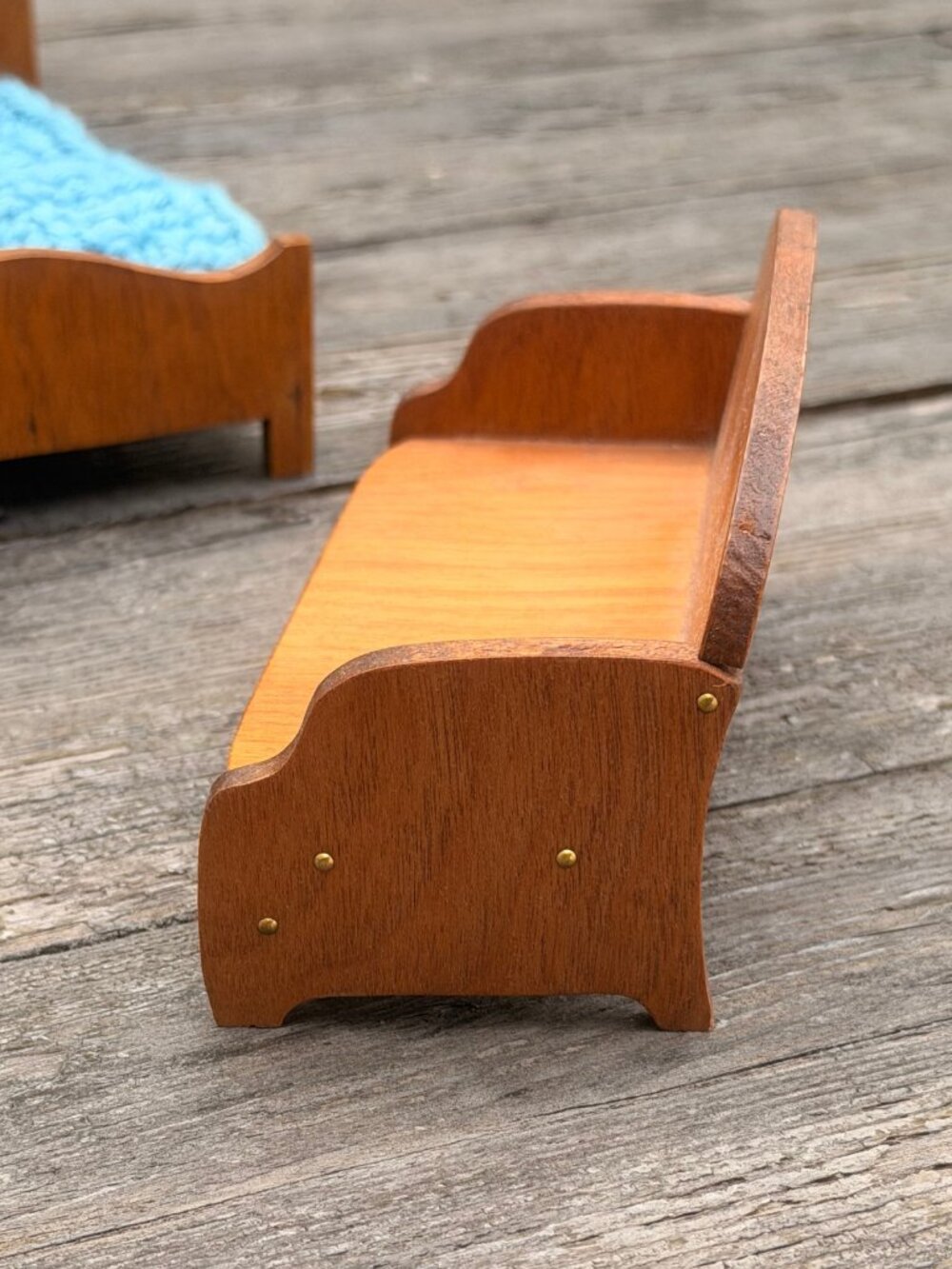Vintage Lot of Wooden Dollhouse Furniture Bed Table Couch Hutch Chair Wood - Picture 5 of 16